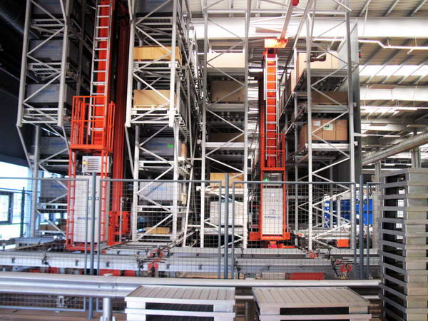 新松为德国波森建立第二座自动化立体仓库