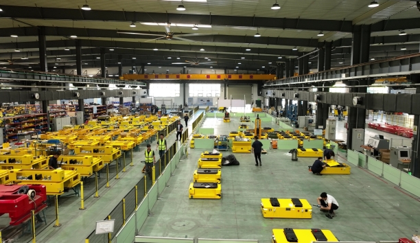 新松吕祥仁：“2025具身智能移动机器人产业峰会”深度探讨AI赋能物流新趋势